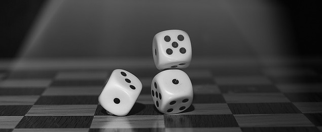 sällskapsspel tärningar dice game