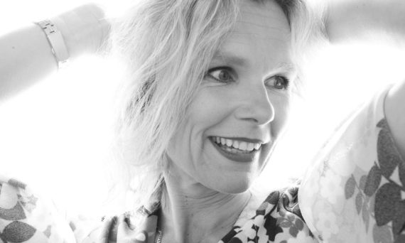 Småsånger med Ako på Gränbybiblioteket (dekorativ bild)