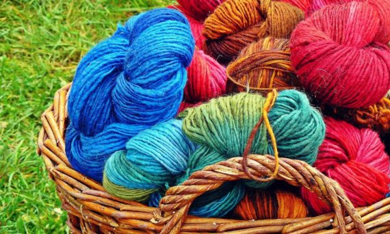 prova på nålbindning ull