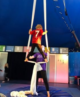 Cirkusskola (dekorativ bild)