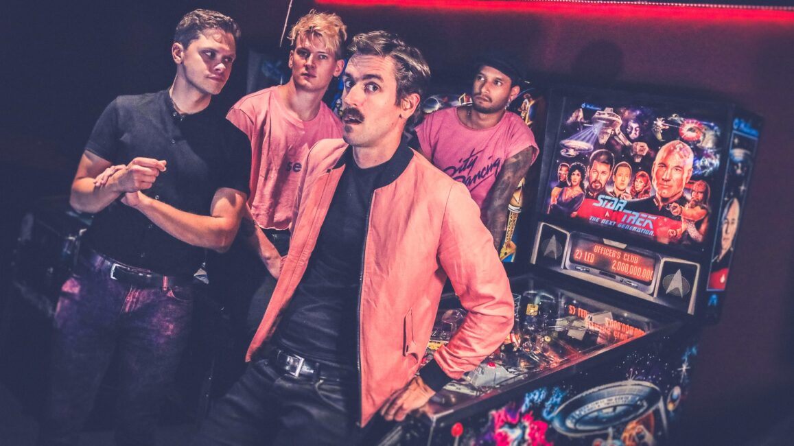 The Rhymes - Debutalbumsläpp